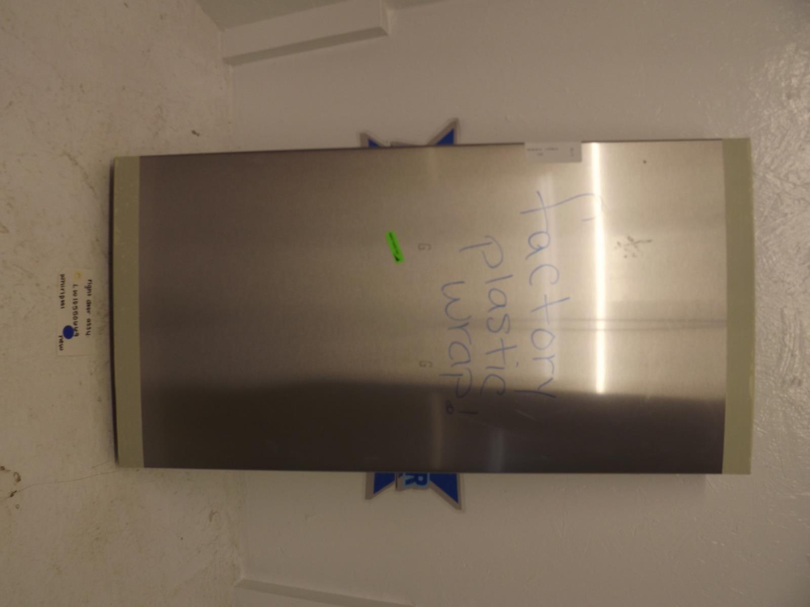 Whirlpool Refrigerator LW10550669 Right Door New *SEE NOTE* Whirlpool Refrigerator LW10550669 Right Door New *SEE NOTE*